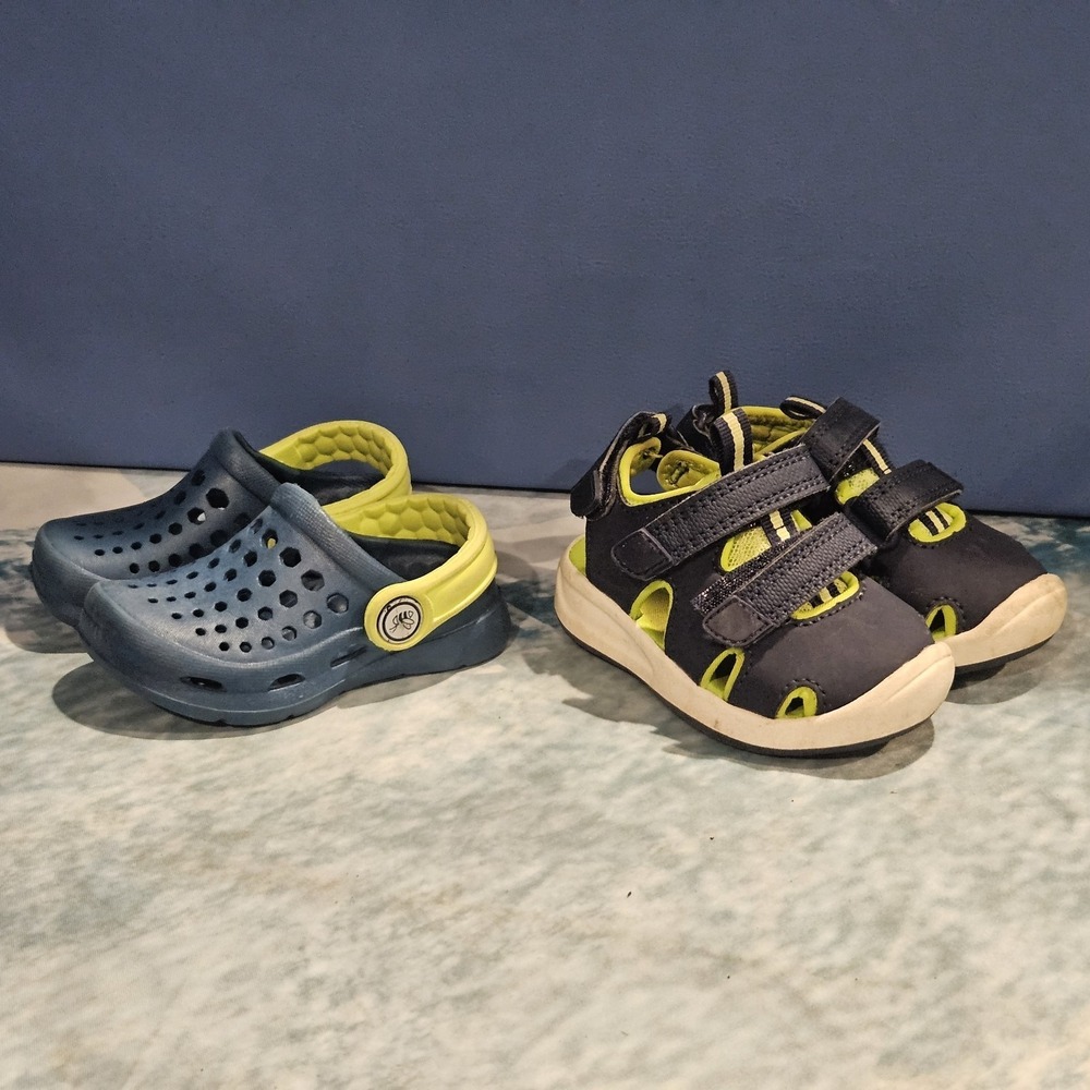 Toddler‎ Shoe Bundle Size 4/5 Joybees Clogs Size 5 Cat & Jack Sandals